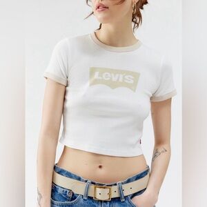 Urban Outfitters Levi’s Cropped Tee